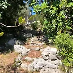 Kastel Holiday home Zrnovo