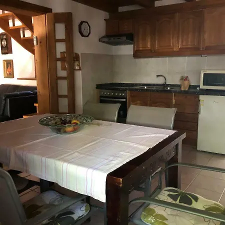 Holiday home Kastel Zrnovo